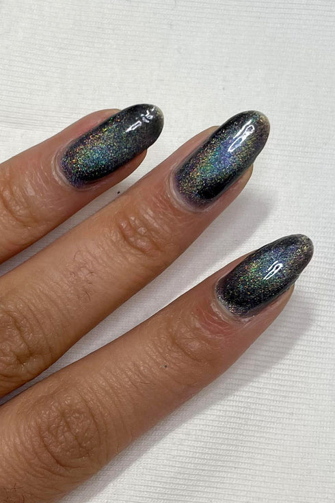 BLACK SWAN NAIL POLISH